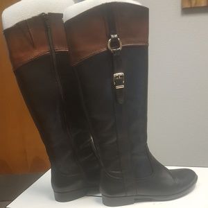 Womans' leather boots
